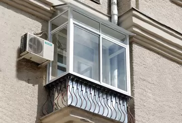 Остекление балкона под крышу на последнем этаже в Москве  недорого, цена производителя - l-okna